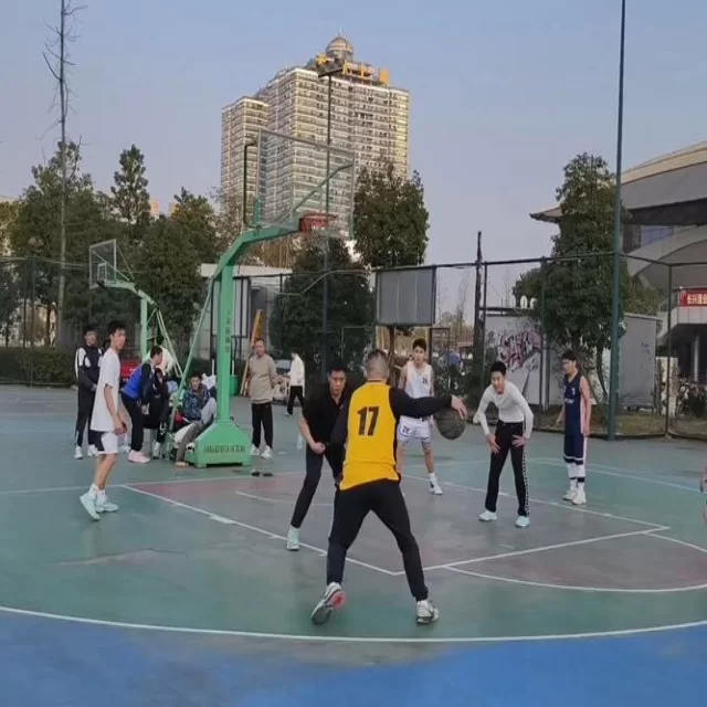 梁靖崑冲冠之路备受关注